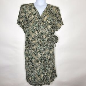 Adrianna Papell Woman SILK Snake Print Wrap Dress Size 18W Short Sleeve Spring